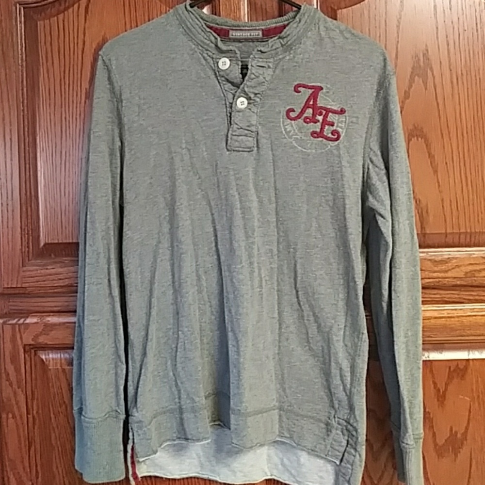 American Eagle Mens small